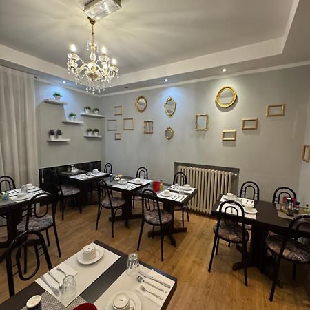 Hotel Delle Rose Местре Экстерьер фото