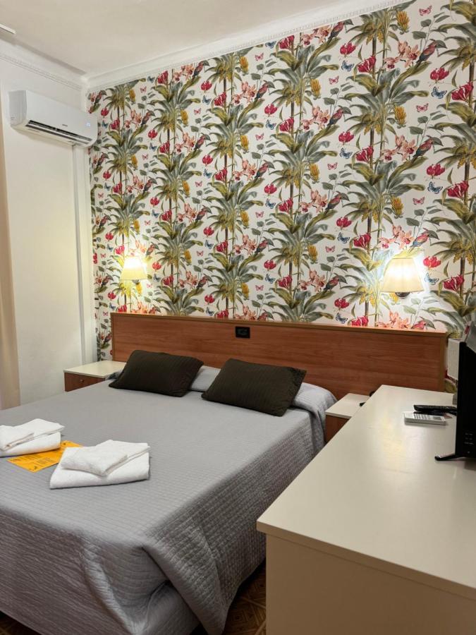 Hotel Delle Rose Местре Экстерьер фото