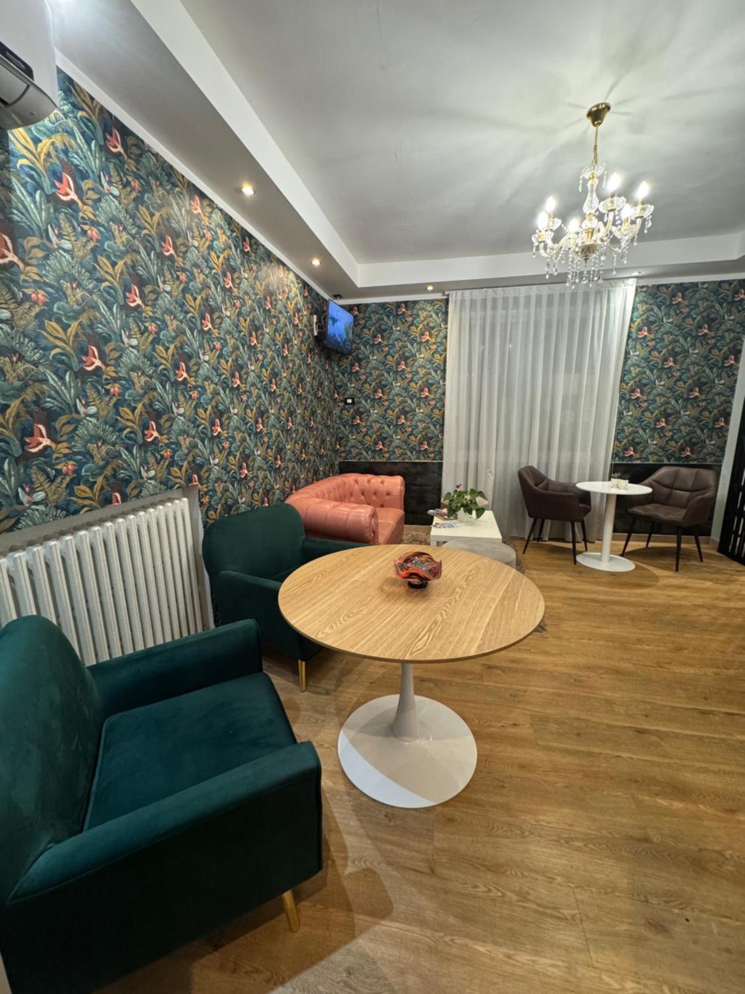 Hotel Delle Rose Местре Экстерьер фото