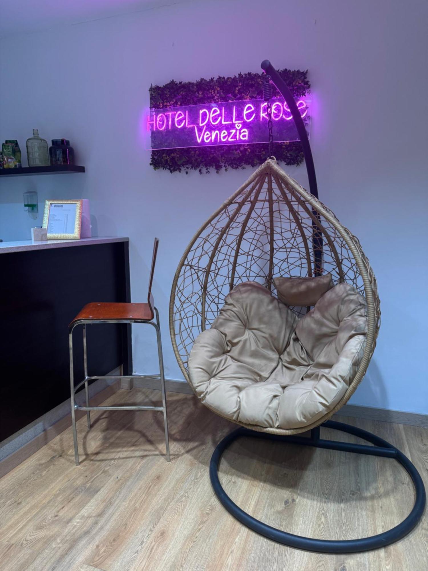 Hotel Delle Rose Местре Экстерьер фото