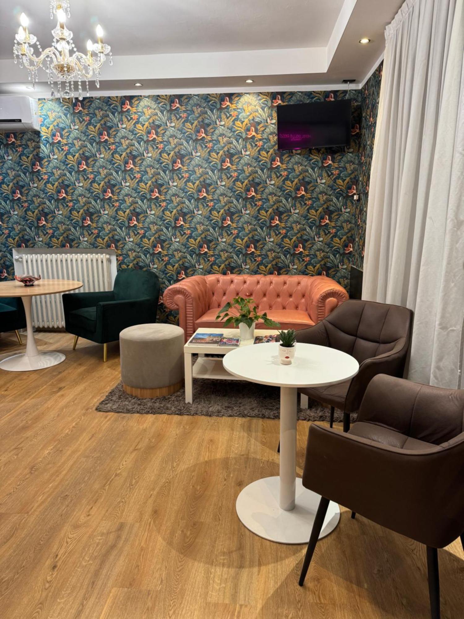 Hotel Delle Rose Местре Экстерьер фото
